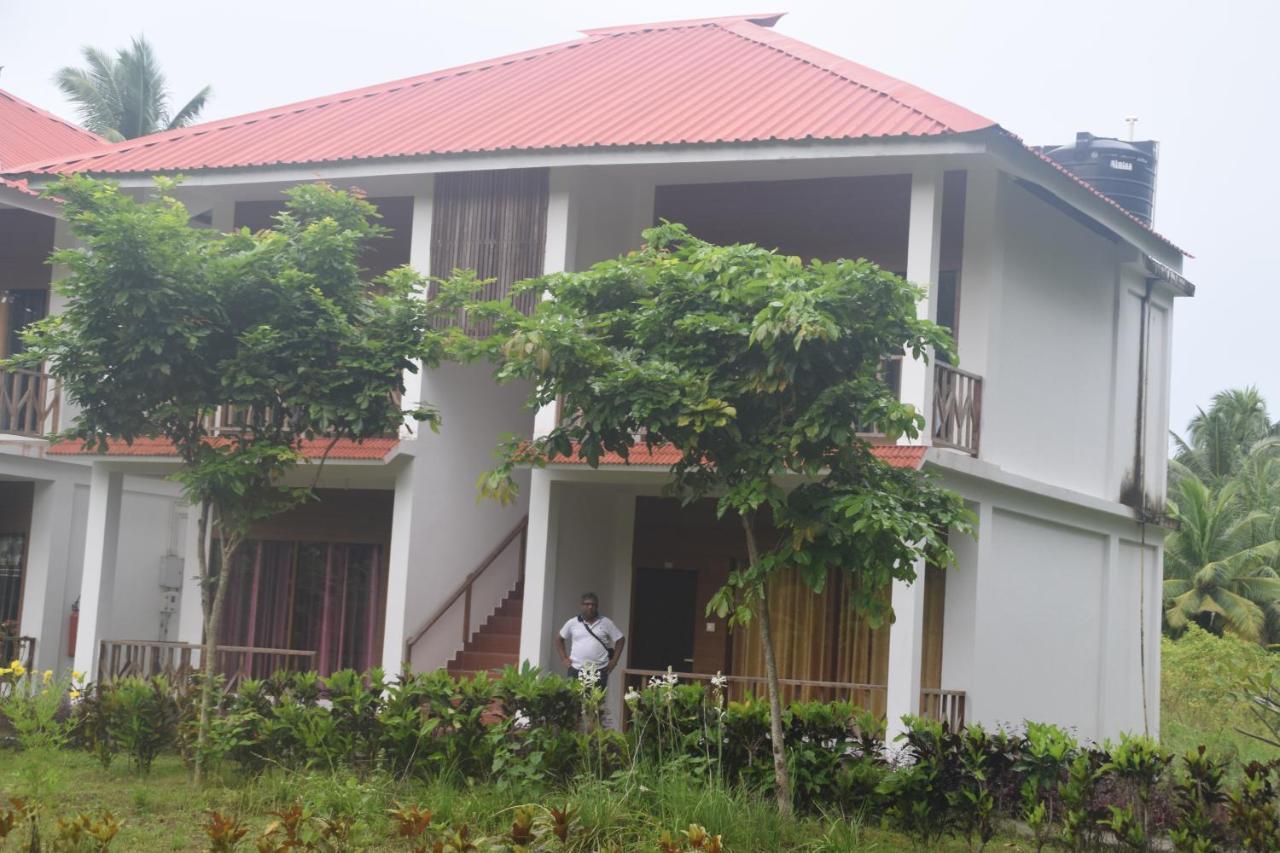 Hotel Exotica Squares Lakshmanpur Ngoại thất bức ảnh