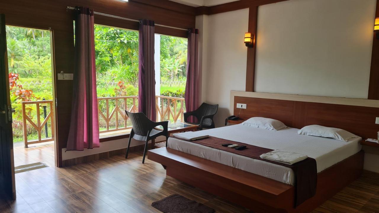 Hotel Exotica Squares Lakshmanpur Ngoại thất bức ảnh